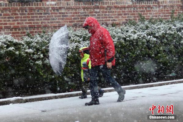 芯片行業(yè)要地震！消息稱蘋果、三星和高通爭相收購英特爾