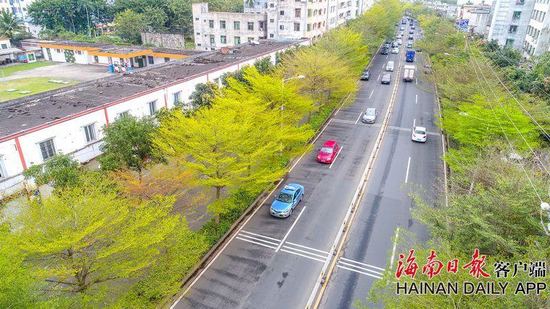 [流言板]沒那么簡單！CJ一條龍壓哨上籃，阿門緊緊跟住將球帽掉